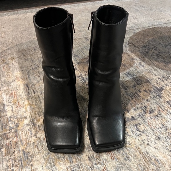 Circus by Sam Edelman Layla 2 Black Leather Square Toe Block Heel Boots - Picture 1 of 8